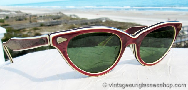 Vintage 1950s Cat Eye Sunglasses